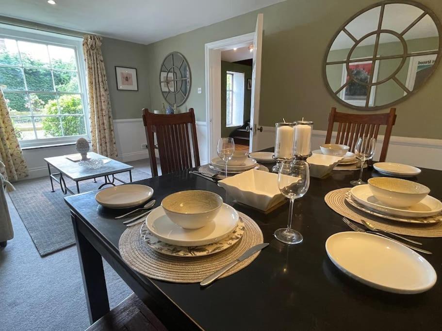 Stylish 2-Bed Cottage With Secure Parking Winforton Εξωτερικό φωτογραφία